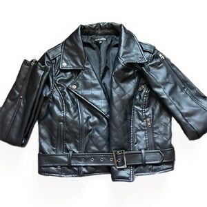 Fashion nova black biker jacket ! 🖤